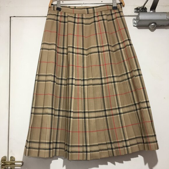 VINTAGE HIGHLAND QUEEN PLAID PLEATED KILT SKIRT SIZE 14 - Picture 2 of 7